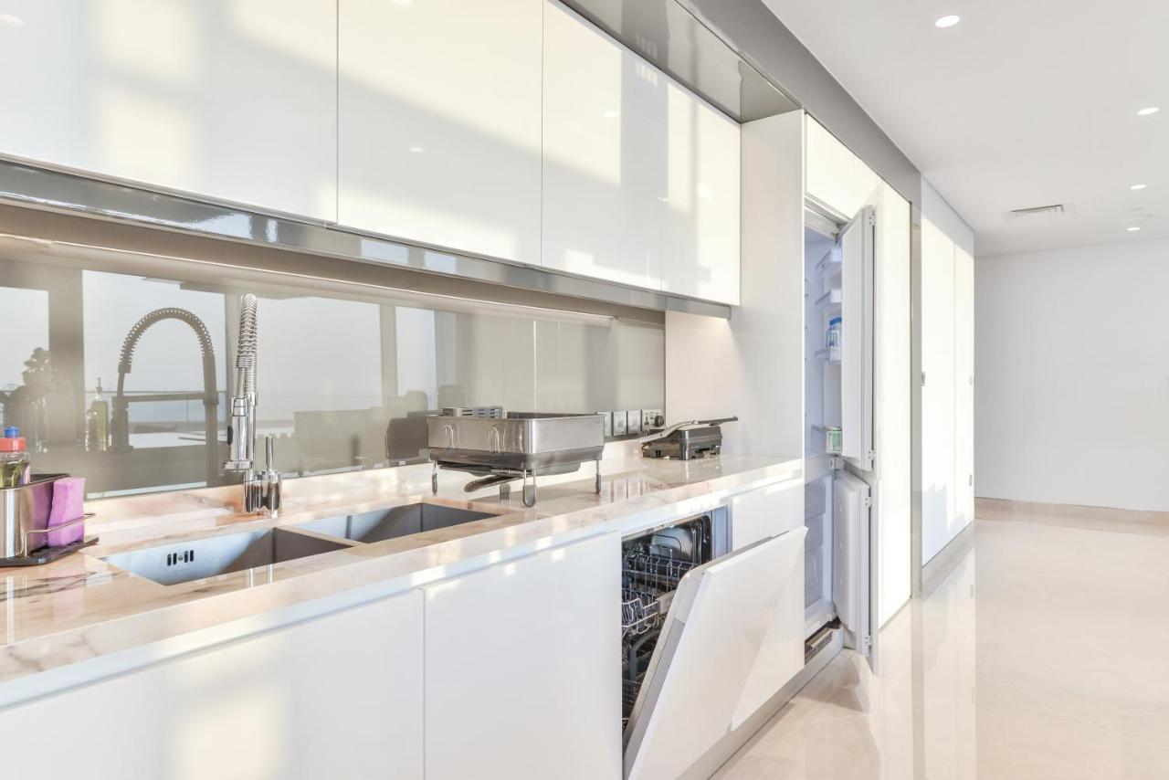 Posh 2 Bedroom Oceanfront Apt In The Heart Of Bluewaters Island Dubaj Exteriér fotografie