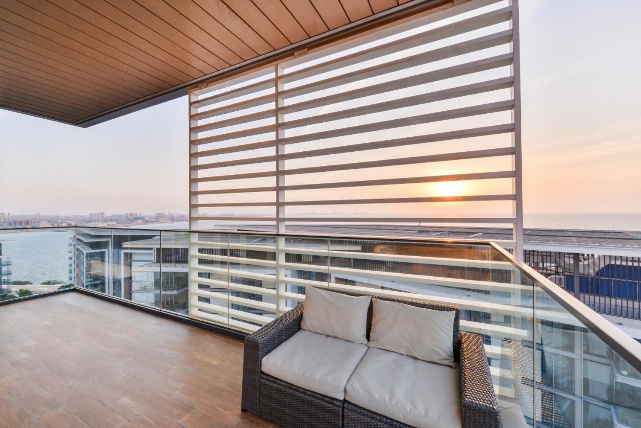 Posh 2 Bedroom Oceanfront Apt In The Heart Of Bluewaters Island Dubaj Exteriér fotografie